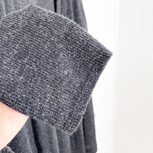 1.4.3. Story by Line Up Gray Cold Shoulder Long Cardigan Size Large - Picture 4 of 7